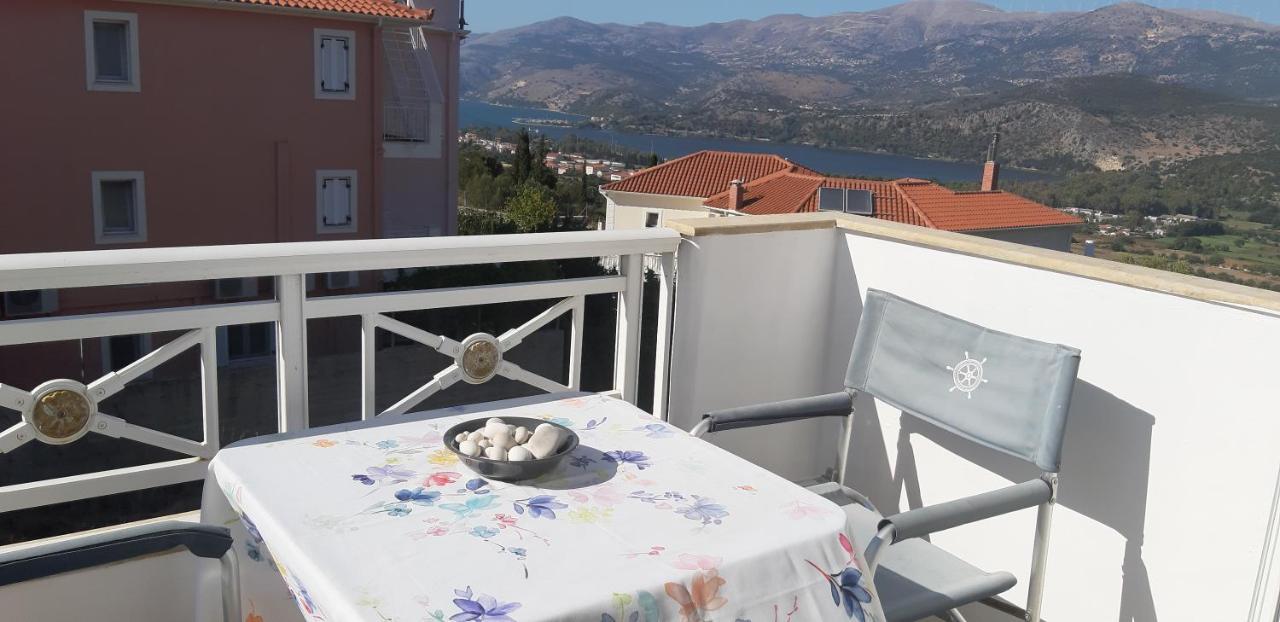 Theasis House Apartment Khelmáta Екстериор снимка